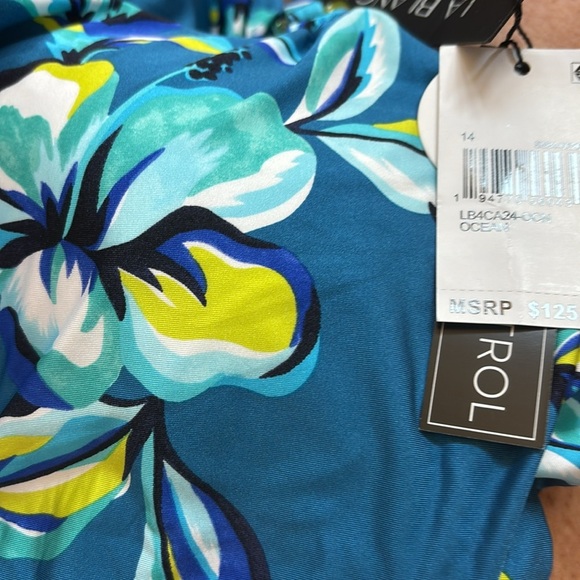 La Blanca Women's One Pc Swimsuit Tummy Control Bathing Suit Ocean/Fiji Tropics - Picture 9 of 10